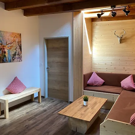 Familien-apartment Mit Balkon Und Bergblick Umhausen